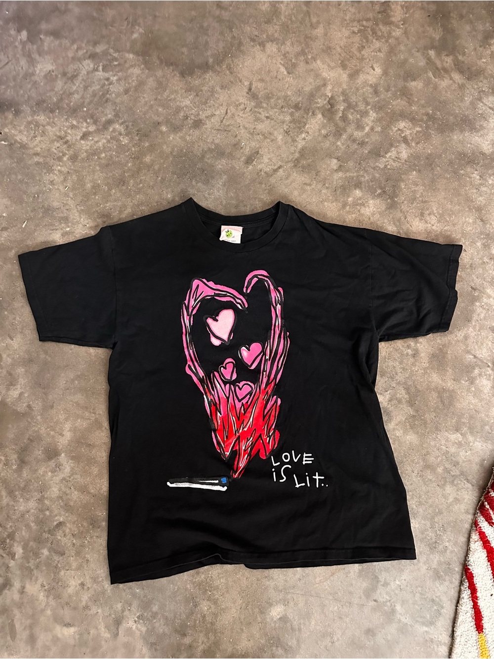 AFTER SCHOOL SPECIAL MENS LOVE IS LIT T-SHIRT 'BLACK'